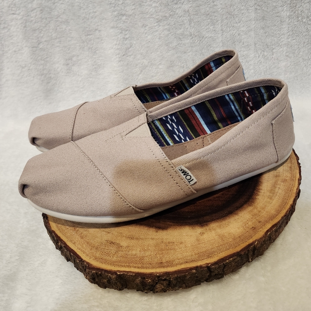 Toms Light Beige Canvas Loafers - Picture 3 of 4